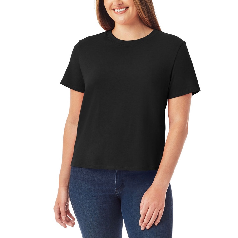 NWT! Ladies Boyfriend Tee
